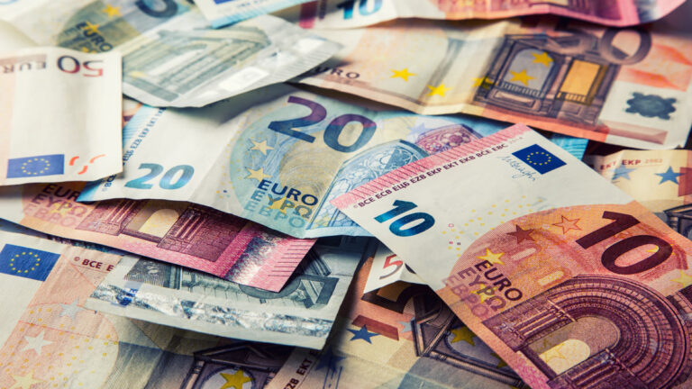 Billets en euros — allocation et aides