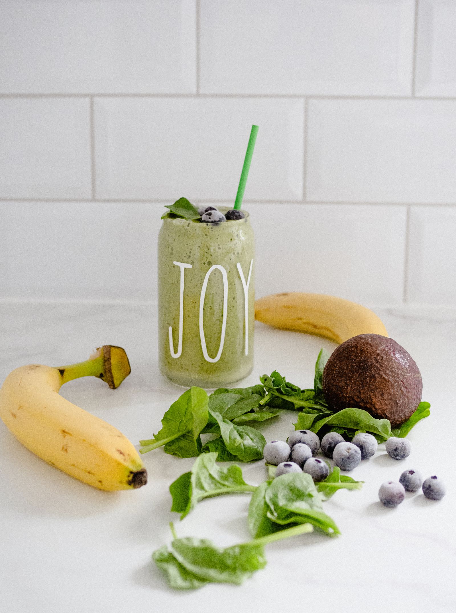 Smoothie vert aux fruits