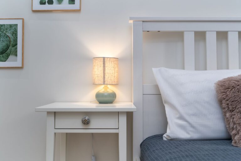 Lampe de chevet à lumière chaude